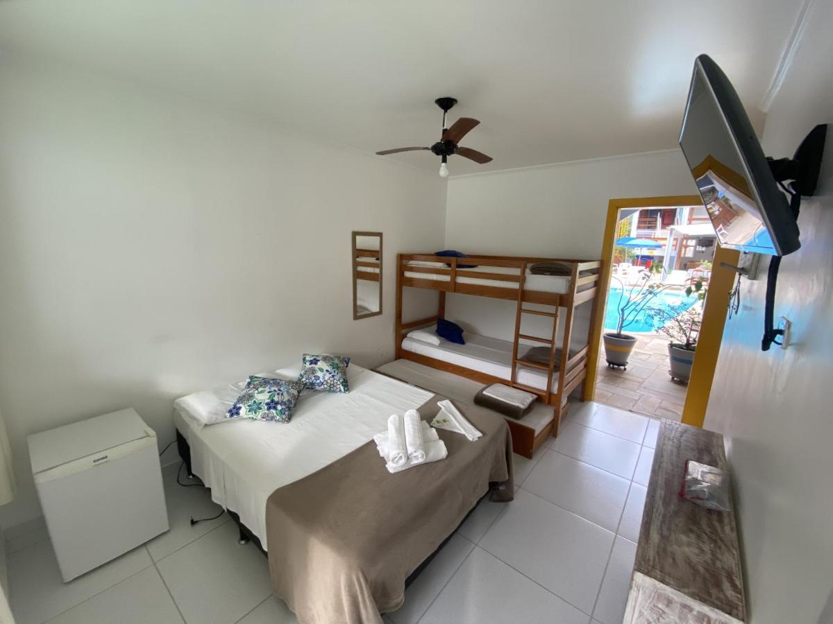 Family Room with Balcony,1098231183:JPEG