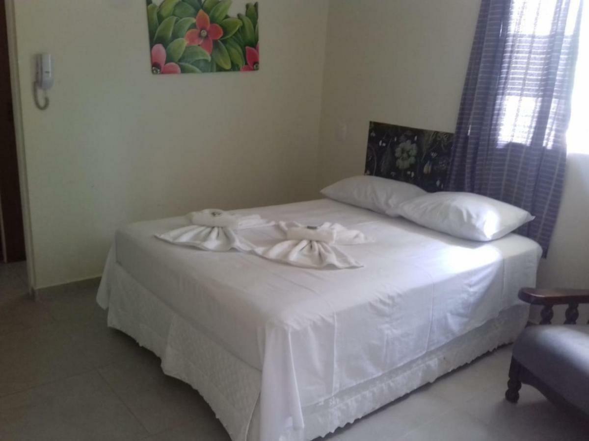 Single Room,834185753:JPEG